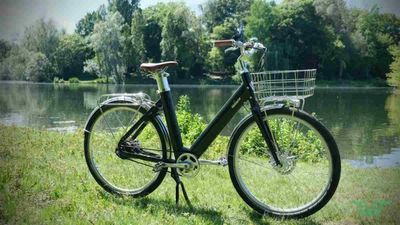 Test du Voltaire Rivoli : un vélo de ville électrique stylé